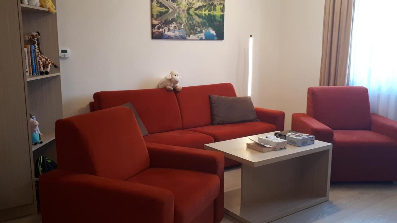 Apartman V Starej Lesnej S Balkonom Stara Lesna Exterior photo